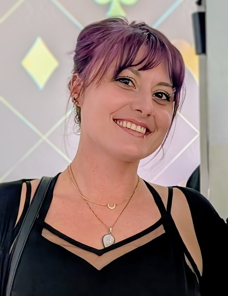 Whitney Schlamp