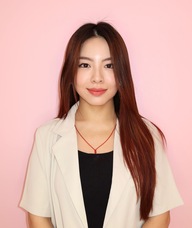 Book an Appointment with Roxy Hoang for Lashes