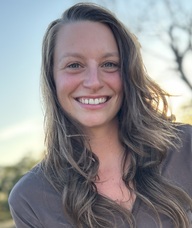 Book an Appointment with Farrah Shae Newnham for Acupuncture