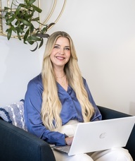 Book an Appointment with Kelly Reissig for Registered Clinican