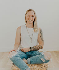 Book an Appointment with Pearl Mertins-Wiens for Acupuncture