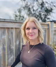 Book an Appointment with Alison Paton for Fascial Stretch Therapy