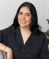 Book an Appointment with Veronica Pecchia at Novelia Psychotherapy & Counselling Services