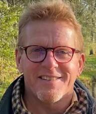 Book an Appointment with Robert Vuik for Relaxation Massage