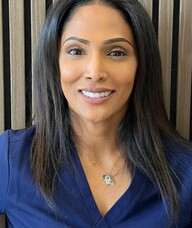 Book an Appointment with Daniya Oruvampurath for Black Friday Deals!