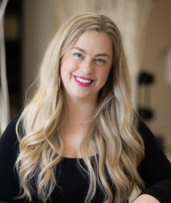 Book an Appointment with Lindsey Laning for Aesthetics